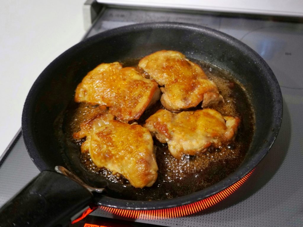 照り焼きチキンの調理